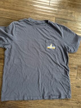 Vineyard Vines Blue Slate Gray Short Sleeve Pocket Tee with Logo Patch